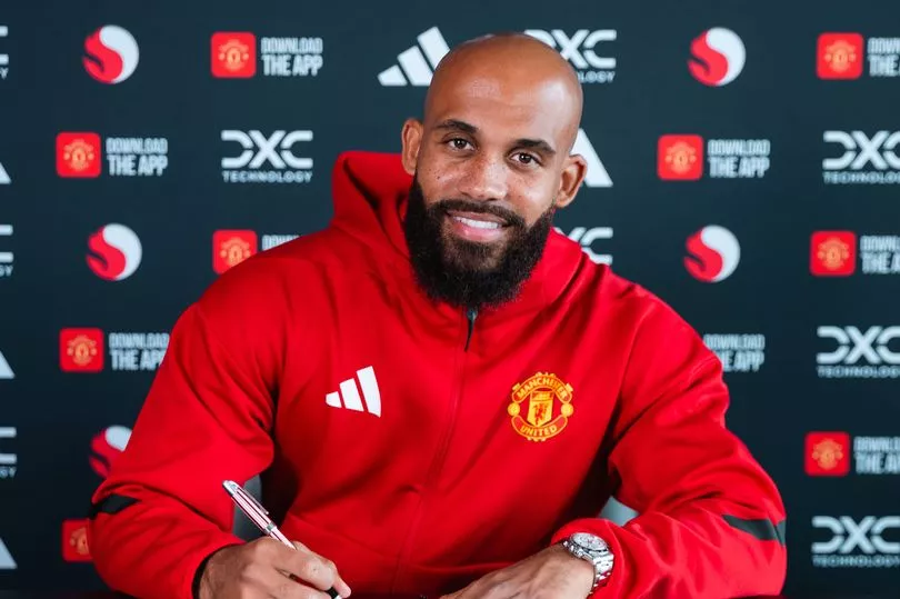 امضای قرارداد برایان امبومو با منچستر یونایتد