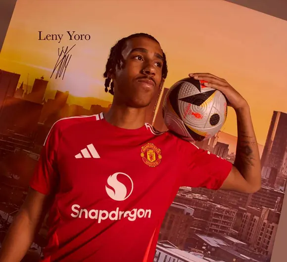 لنی یورو با لباس منچستر یونایتد